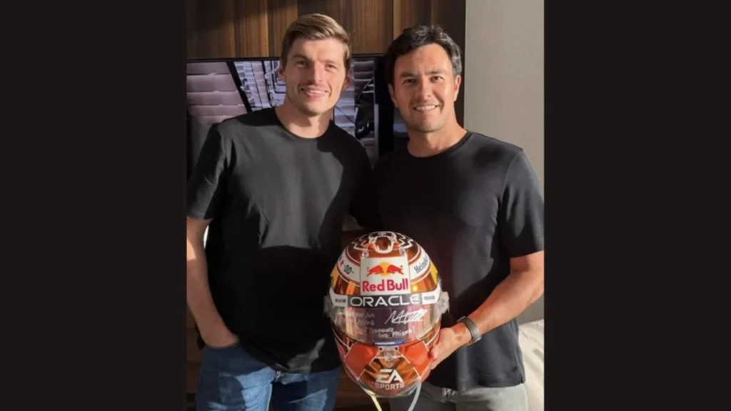 Entre los recuerdos de 2025, Checo Pérez reveló el momento en que Verstappen le regaló su casco, calificándolo de mejor compañero y amigo.