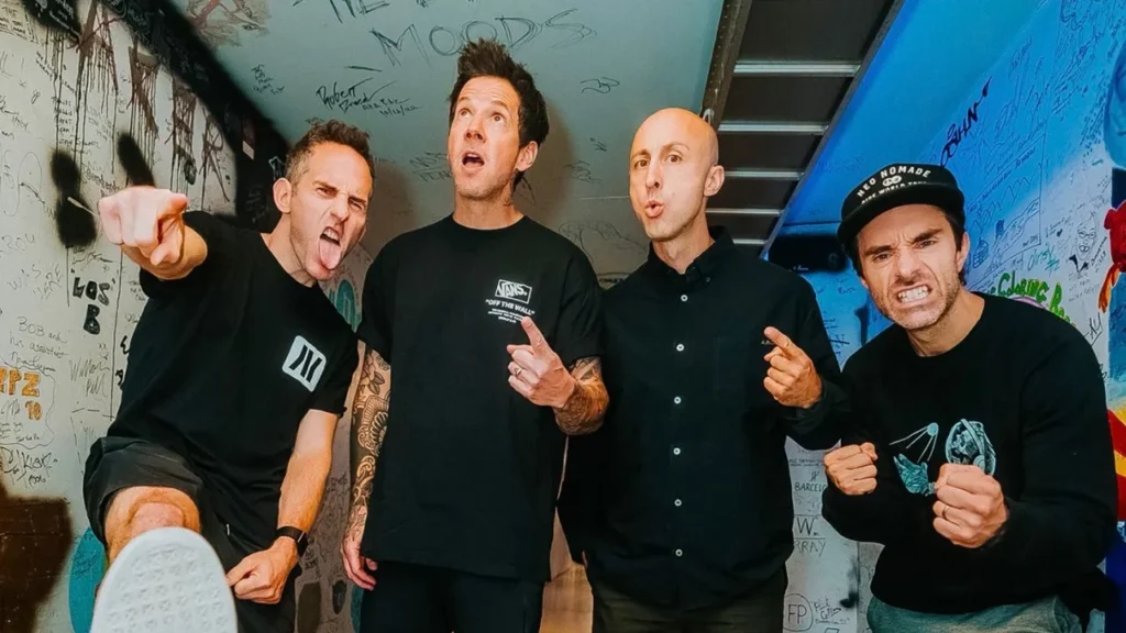 Integrantes de Simple Plan anuncian su regreso a México con conciertos en Puebla y Guadalajara durante 2026.