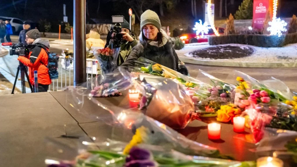 Se presume que varias docenas de personas murieron y alrededor de 100 resultaron heridas después de que un incendio arrasara un bar abarrotado en la lujosa estación de esquí suiza de Crans-Montana, dijo la policía suiza el 1 de enero de 2026.