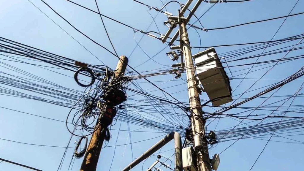 Siete personas resultaron detenidas por el robo del cable.