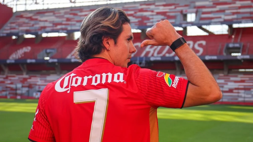 Toluca | Con el objetivo de conquistar el tricampeonato, Toluca anunció la llegada de Sebastián Córdova como nuevo refuerzo.