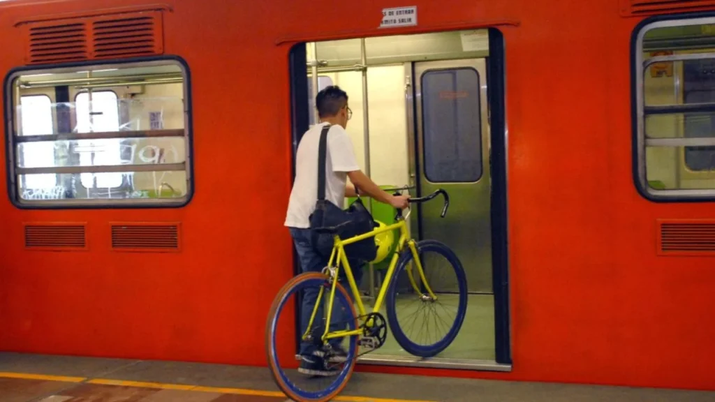 El Metro CDMX operará este lunes 2 de febrero con horario de día festivo, de 07:00 a 24:00 horas.