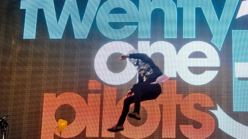 Twenty One Pilots inmortaliza su concierto en la Ciudad de México en More Than We Ever Imagined, una experiencia que llegará a salas de cine