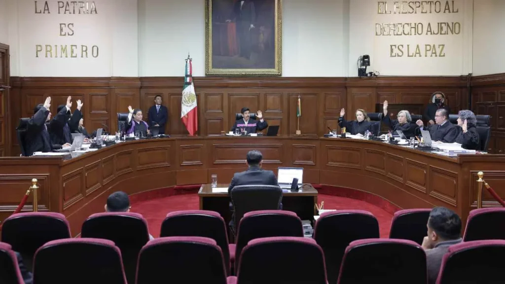  La Suprema Corte validó las reglas para que la Condusef sancione a los bancos que no transparenten informes sobre los despachos de cobranza que contratan.