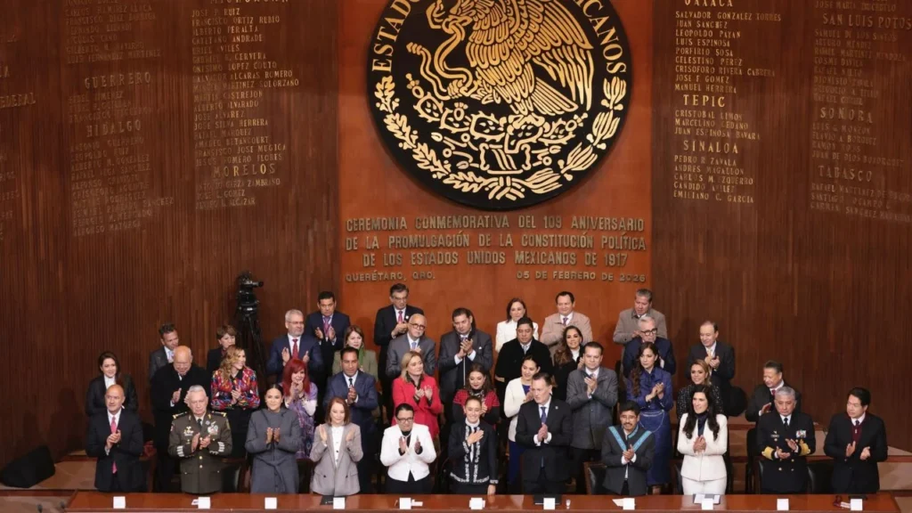 'Nuestra Constitución debe ser el instrumento para pacificar a México': Kenia López Rabadán