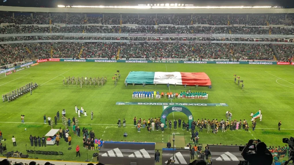 Agradece Sheinbaum a FIFA confianza en México y a selección mexicana el homenaje al Ejército