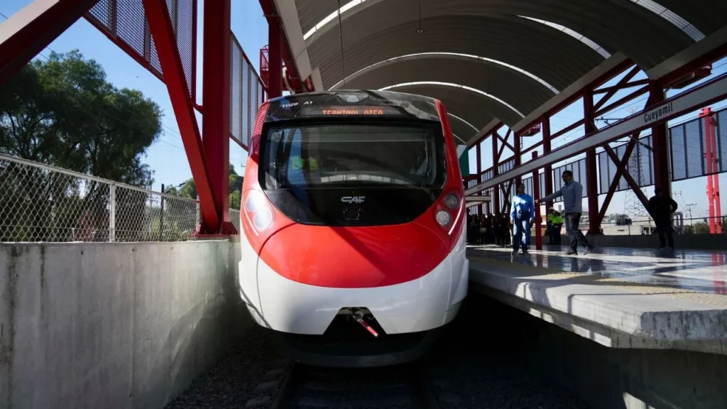 Antes de Semana Santa operará el tren CDMX al AIFA, indica Sheinbaum 