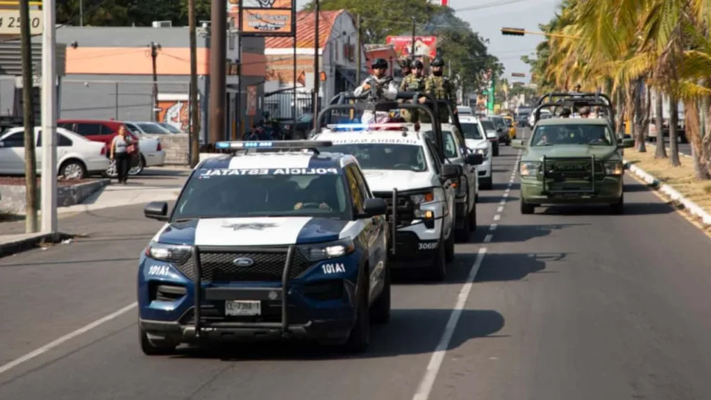 Las autoridades de Colima mantienen un operativo para dar con los responsables del ataque.