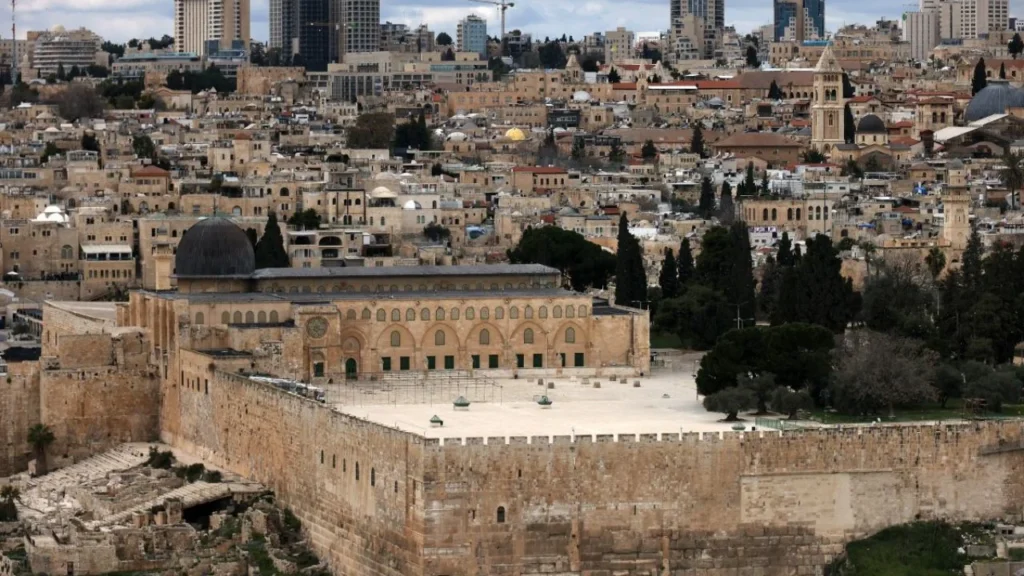 Estados Unidos e Israel atacan a Irán en el marco de la operación “Furia Épica”, lo que incrementó la tensión en Medio Oriente.