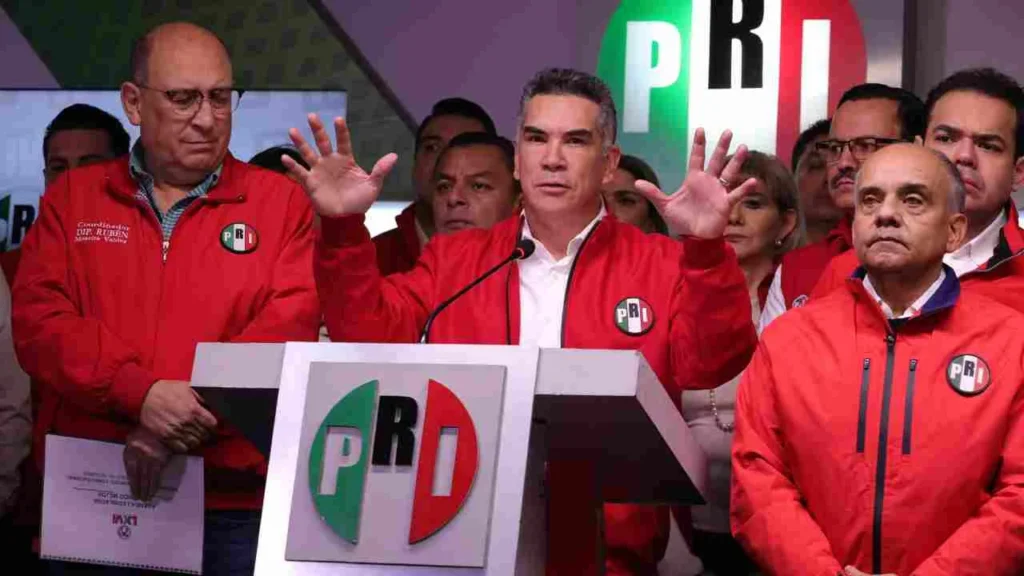 El PRI expresó su firme rechazo a la iniciativa.