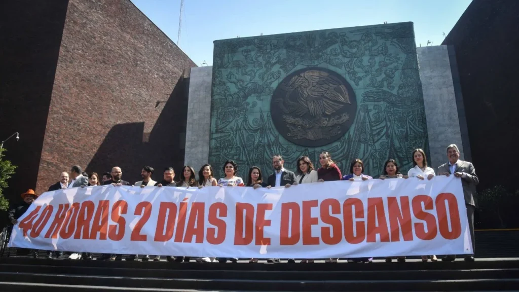 Por unanimidad, la Cámara Alta avaló la reducción de la jornada laboral de 40 horas hasta el 2030. 