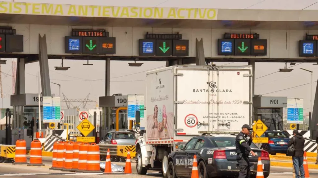 De acuerdo con Herrejón Suárez, el uso de efectivo en carreteras y estaciones de servicio ha sido históricamente un punto de fricción.