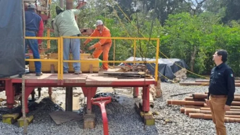 La Comisión Estatal del Agua inició la perforación de pozo profundo en Matlapa, para garantizar el suministro de agua potable en la sierra.