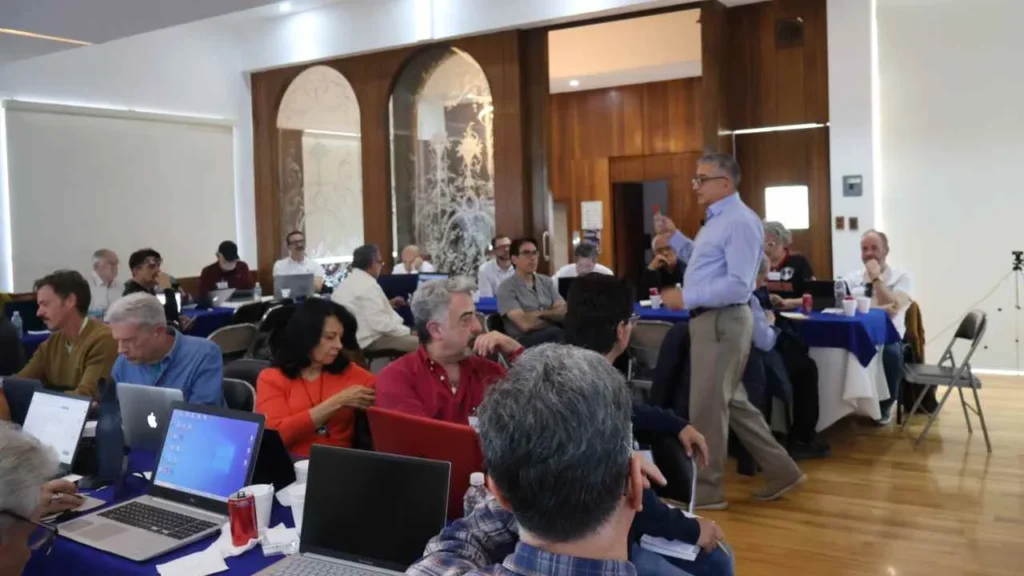 En el marco de las celebraciones por el 50 Aniversario de la SOGEM, se realizó el Taller presencial de IA.