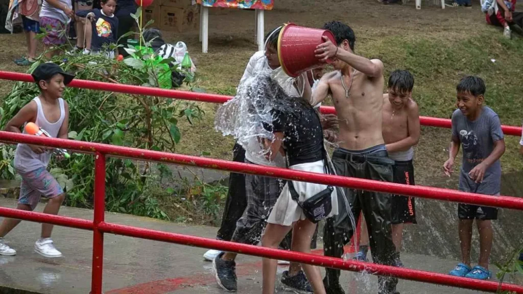 "El dispositivo de seguridad estará muy atento en Sábado de Gloria, ya es un asunto muy condenable el tirar agua", dijo la alcaldesa de Ecatepec.