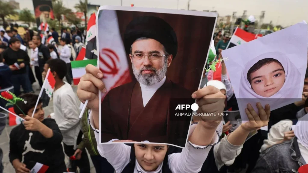 Nuevo líder de Irán llama a mantener cerrado el estrecho de Ormuz