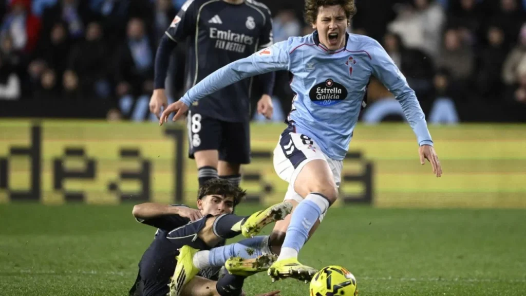 Real Madrid consiguió una victoria agónica de 2-1, con un tanto de Fede Valverde en el descuento, en su visita al Celta de Vigo.