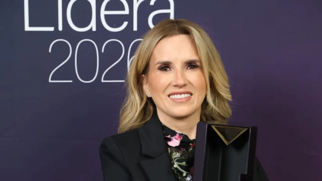  Recibe Romina Contreras premio por el mejor desempeño de un gobierno municipal en México