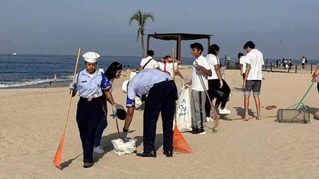 El Gobierno federal reporta control de la contaminación por hidrocarburos en el Golfo de México y asegura que las playas se mantienen limpias