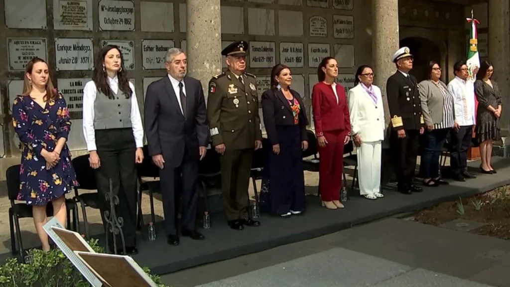 Claudia Sheinbaum resaltó el legado de Margarita Maza durante la conmemoración por el Bicentenario de su natalicio.