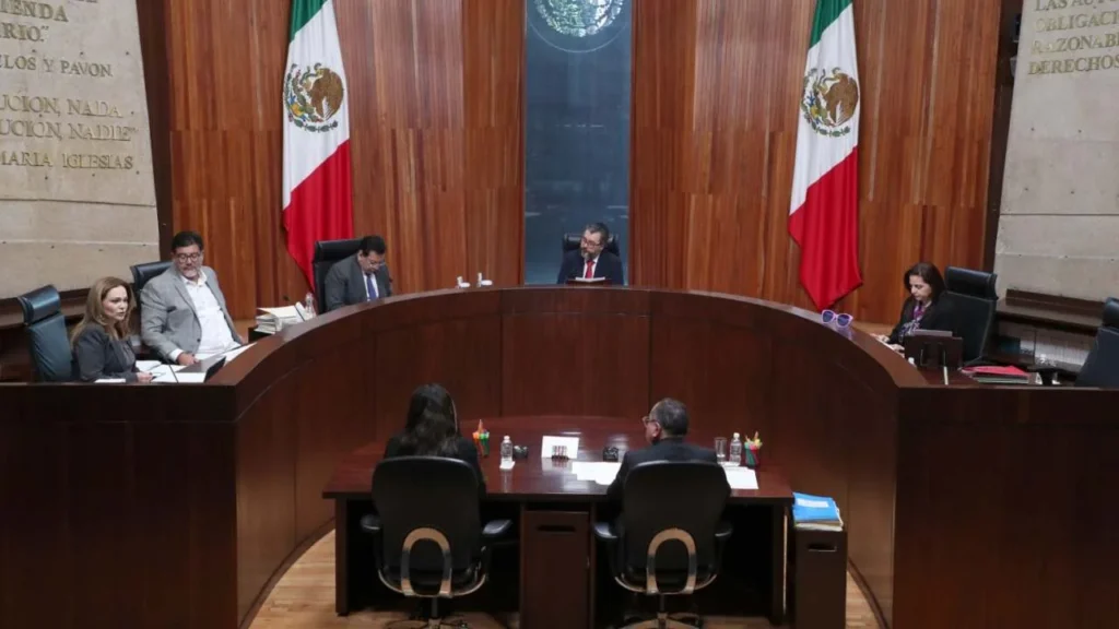 La Sala Superior del TEPJF aprobó, por mayoría de votos, desechar las demandas presentadas por los partidos del PT, Revolución Democrática Oaxaca y MC.
