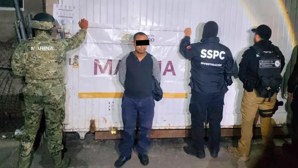 Durante el cateo se detuvo a una persona.