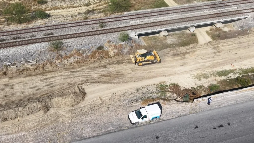 La SICT informó que avanza proceso de licitación y construcción de trenes de Querétaro-Irapuato y Saltillo-Nuevo Laredo.
