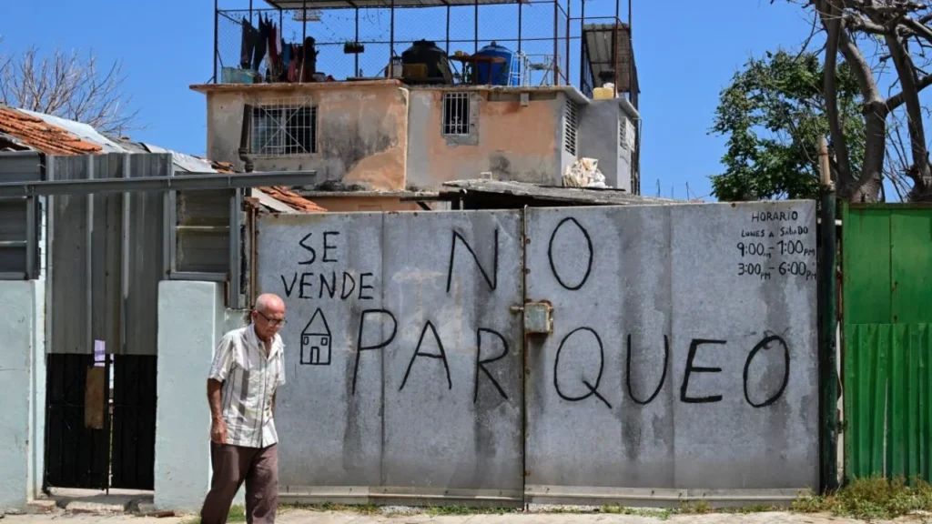El mercado inmobiliario en La Habana, Cuba comienza a reactivarse con el alza en precios de viviendas y mayor interés de compradores, especialmente emigrados cubanoestadounidenses