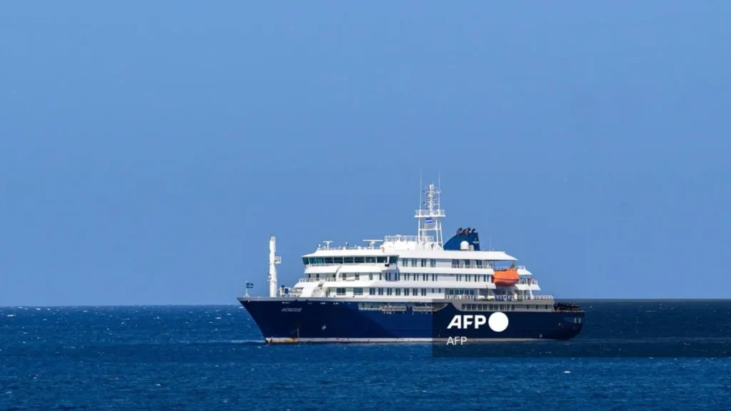 Tres muertos por posible foco de hantavirus en un crucero en el Atlántico