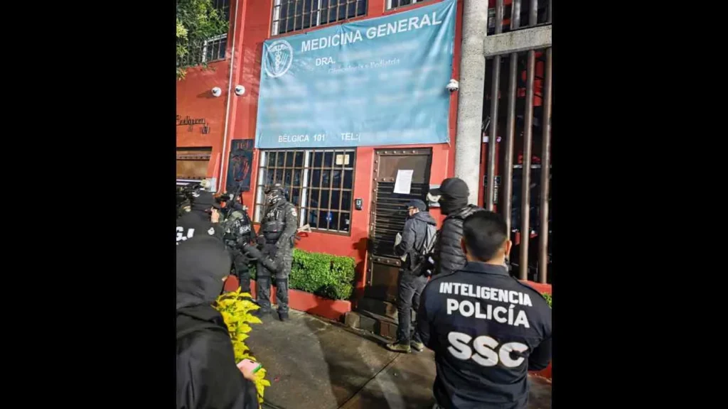 En la Portales Norte, de la CDMX, se cateo un inmueble en el que se aseguró medicamento que robaron en el Edomex.