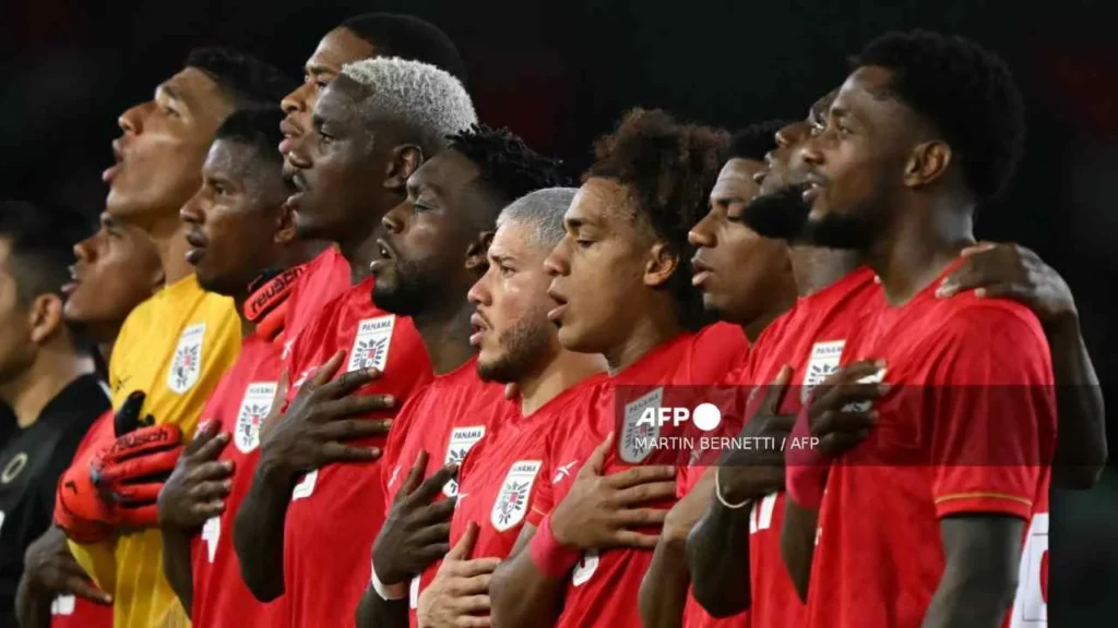 "Coco" Carrasquilla está en la lista definitiva de Panamá pese a su lesión.