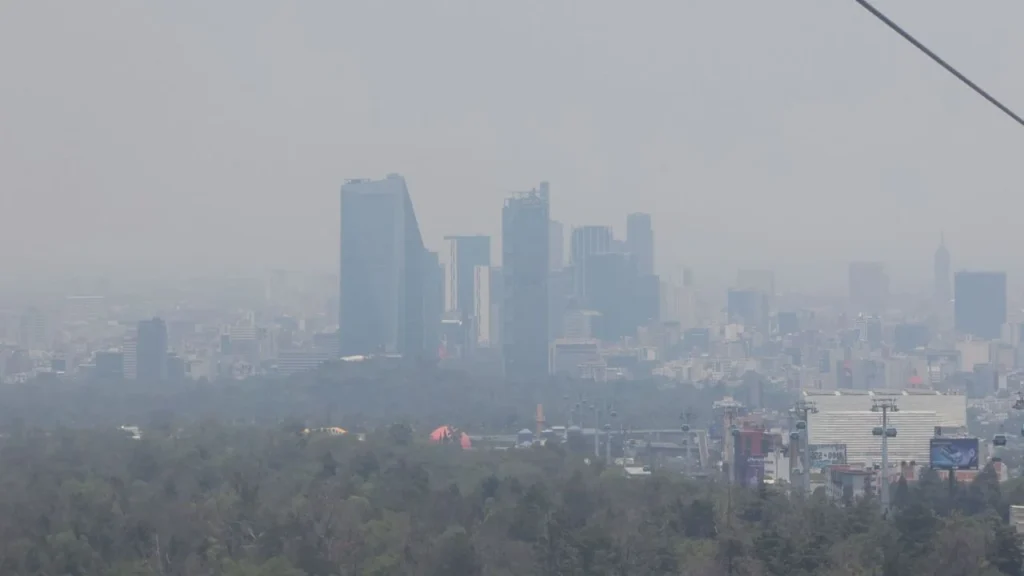 Altas temperaturas, intensa radiación solar y condiciones de estabilidad atmosférica pueden elevar el riesgo de tener mala calidad del aire.