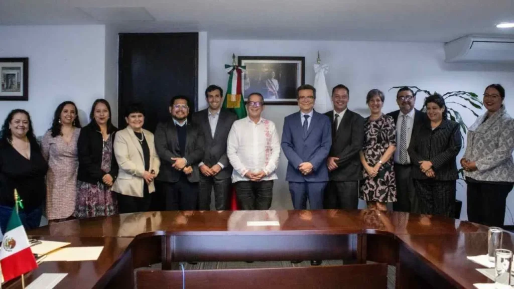 Mientras la Cofepris aportará información especializada, la SRP realizará material para difundir en diversos canales de comunicación.