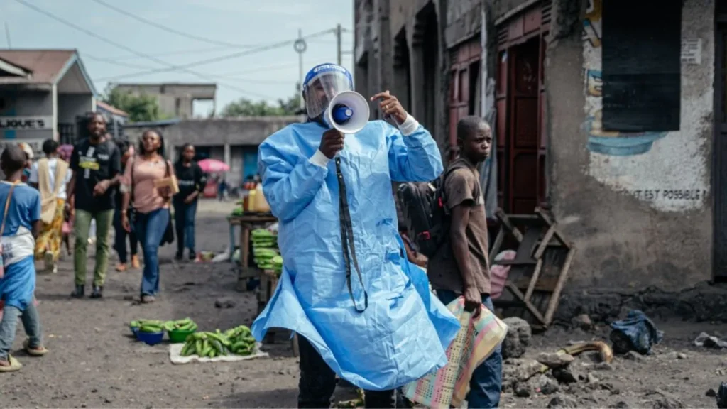 Tedros Adhanom Ghebreyesus, llegó a Bunia, en la provincia de Ituri, para evaluar la respuesta al brote de ébola que mantiene en alerta sanitaria al este de la República Democrática del Congo.