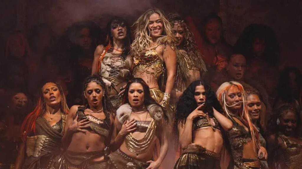 En solo cuatro días, Karol G vendió más de 2 millones de boletos para su tour Viajando Por El Mundo Tropitour.