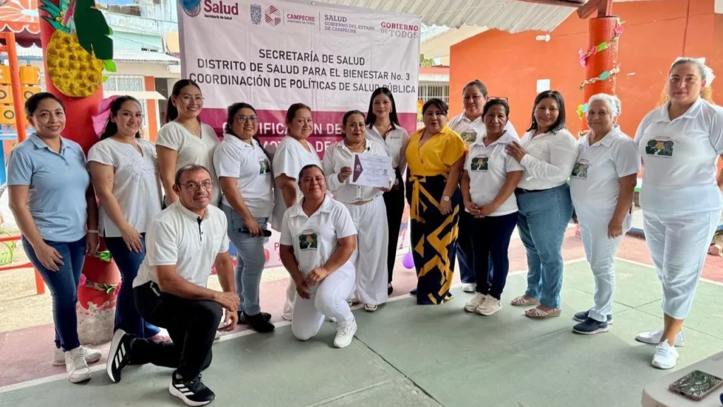 La estrategia de certificación de escuelas saludables avanza en Carmen, Campeche, por el trabajo de la comunidad escolar y personal de salud.