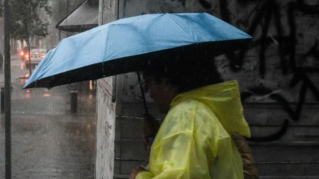 Clima hoy: lluvias fuertes y actividad eléctrica afectarán gran parte del país, mientras que el norte registrará vientos intensos y ambiente caluroso