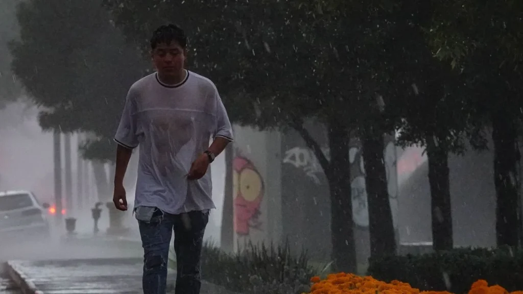 Clima hoy: Chihuahua, Durango, Sinaloa y Jalisco registrarán lluvias muy fuertes con descargas eléctricas y posible caída de granizo