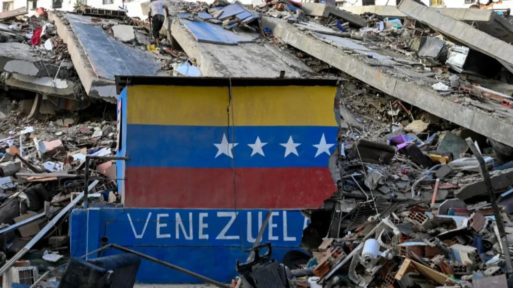 Vista de los daños provocados por los terremotos de magnitud 7.2 y 7.5 registrados en Venezuela el miércoles 24 de junio, que dejaron severas afectaciones