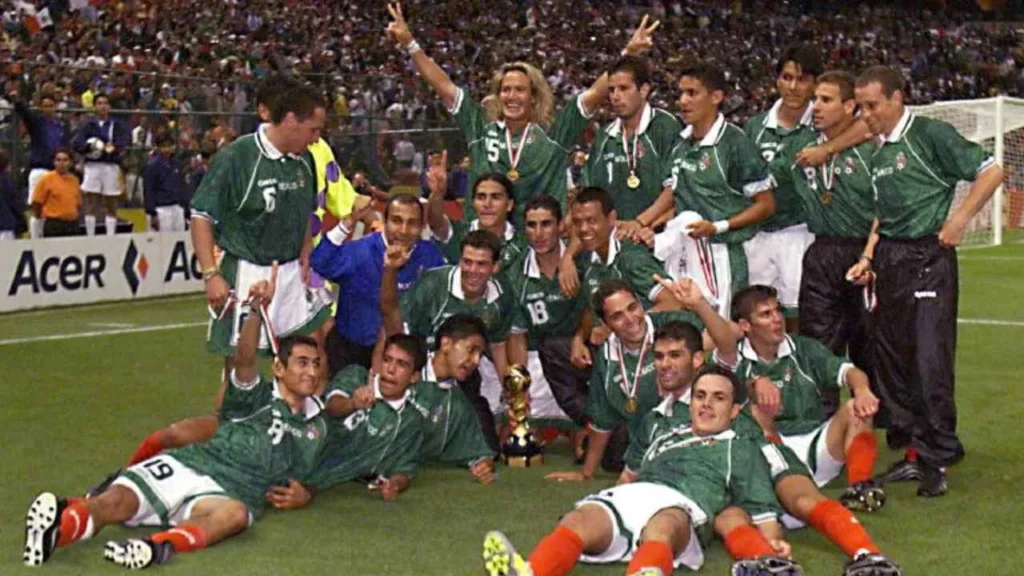 México venció a Brasil en el Estadio Azteca para obtener la Copa Confederaciones de 1999.
