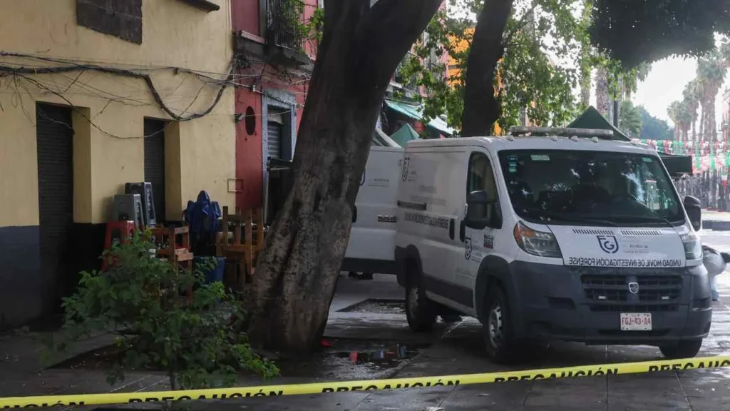 Al hombre lo agredieron de manera directa al exterior de la cantina, pero murió dentro del establecimiento debido a que se quiso refugiarse.