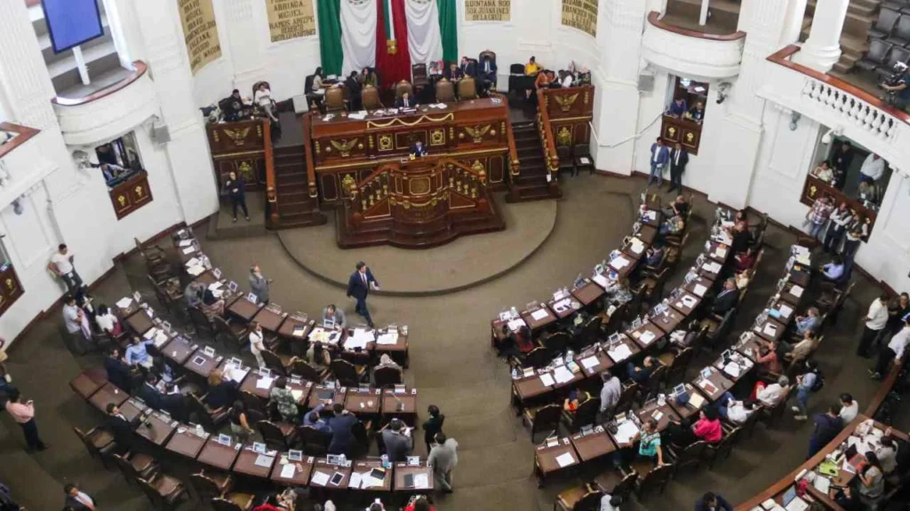Diputados del PRI piden que el examen en línea se cancele y se haga de manera presencial.