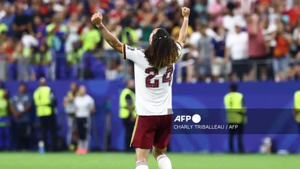 Cucurella realizó un buen partido ante Francia en las semifinales del Mundial.