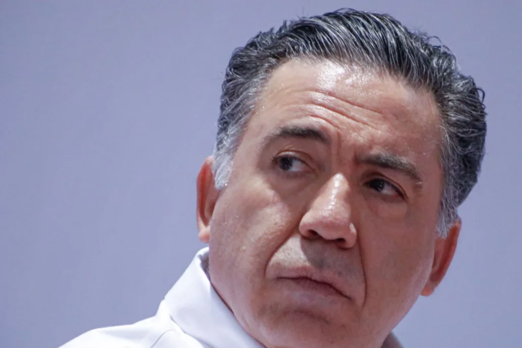 Morena pide que Enrique Inzunza solicite licencia