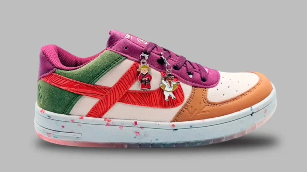 El proyecto entre Panam y Bachoco tardo al menos dos años en materializarse en el nuevo modelo 'Meztli Bachoco Unisex', ya a la venta.