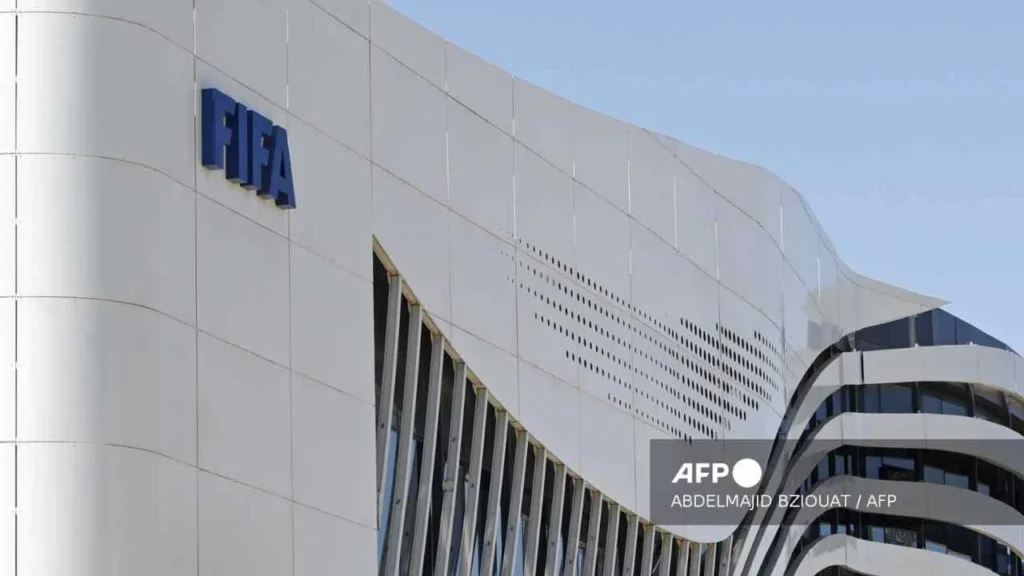 La FIFA reaccionó luego de que la UEFA pidiera a jueces estadounidenses que obligara al órgano rector del balompié a entregar documentos sobre su fallido plan