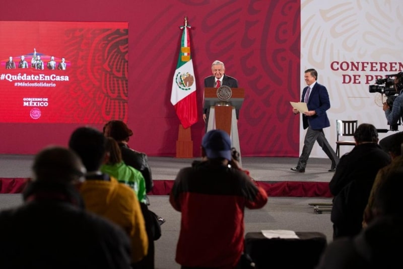 Indicó que apenas Octavio Romero le informó, le pidió actuar conforme a la ley, porque ya ha dicho que aunque se trate de sus familiares no se permite la corrupción ni el influyentismo