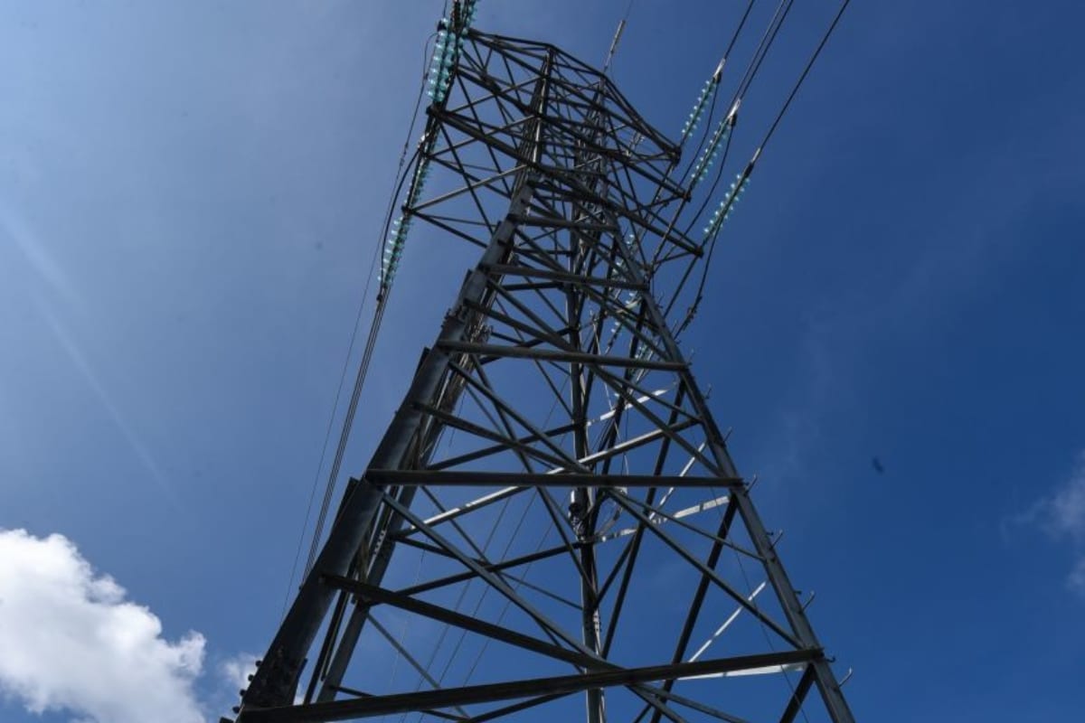 Por su parte, el Centro Nacional de Control de Energía (Cenace) informó que los apagones surgen a causa de las bajas temperaturas por el frente frío 35