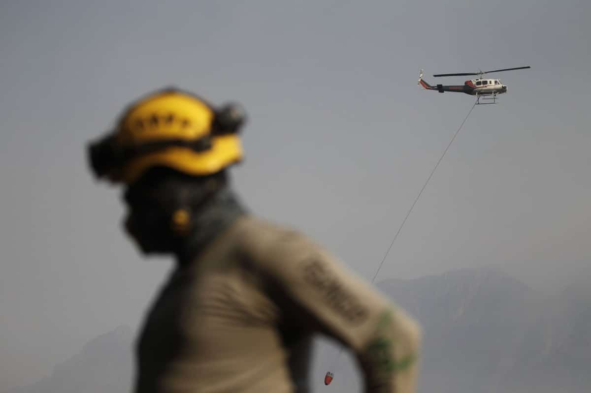 El combate a incendios en Nuevo León continúa