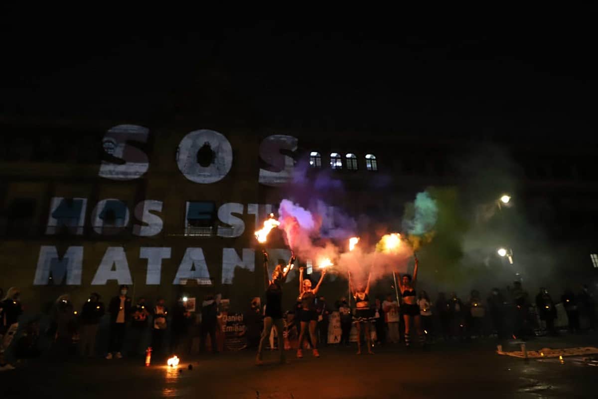 La protesta se da horas antes del arranque del Foro Generación Igualdad de la ONU.